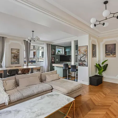 Superb Haussmann-style - 2bdr 6p - Trocadero * Paris